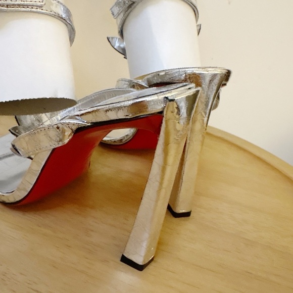 New Christian Louboutin x Marvel Sea Warrior Gladiator Heel - Picture 14 of 15